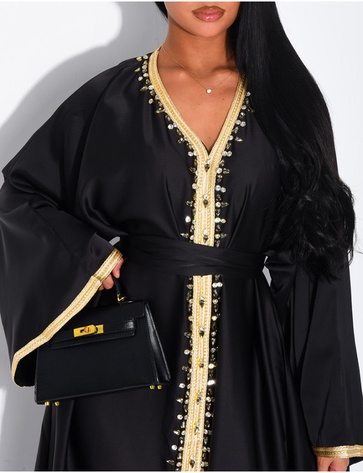 ABAYA PREMIUM EN SATIN A CRISTAUX DORÉS NOIR