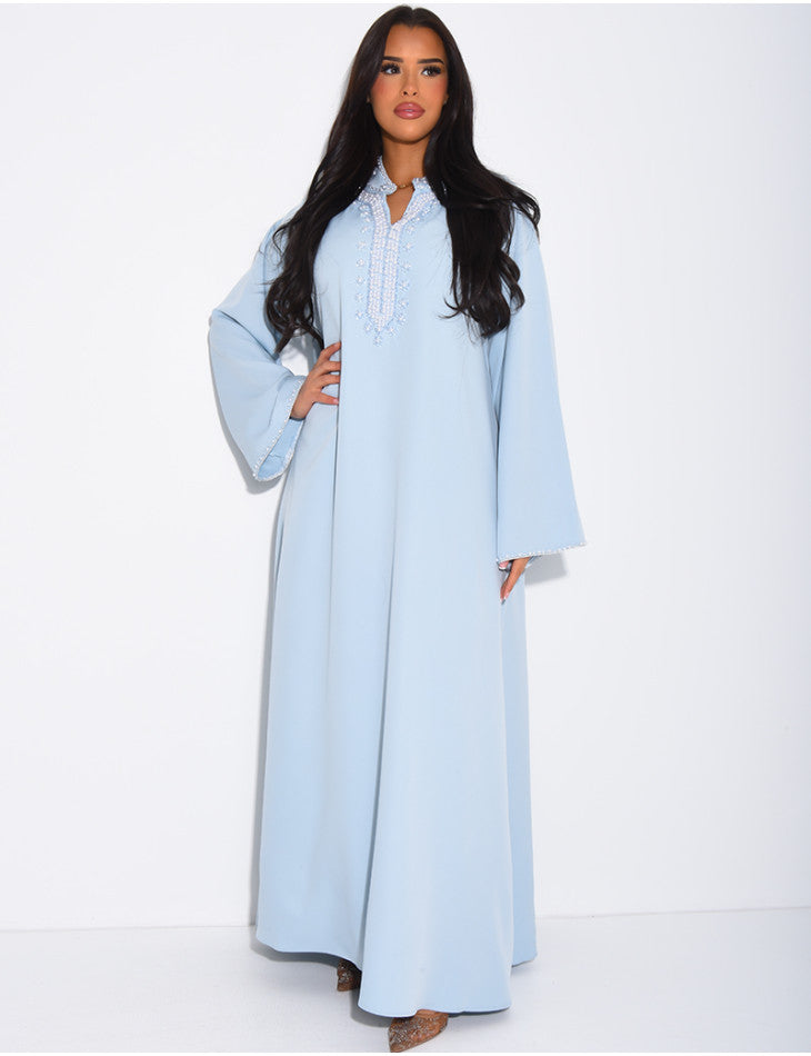 ABAYA AMPLE A PERLES COUSUE A LA MAIN
